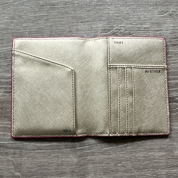 Fossil Passport Holder/Wallet - Picture 4 of 4